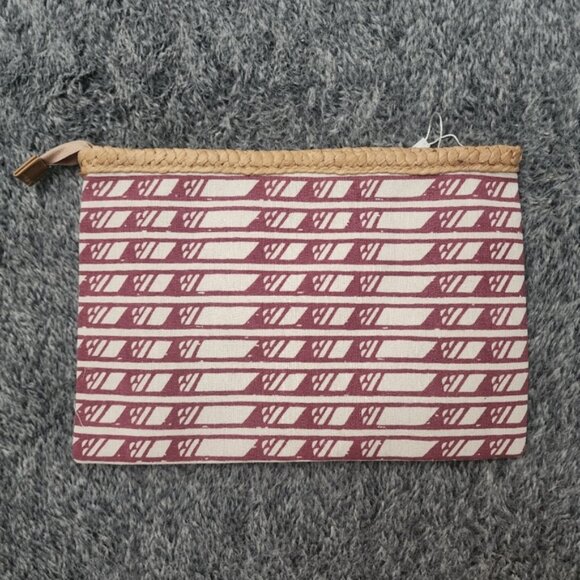 Manaola Heolu stamped clutch zippered pouch - Picture 2 of 7